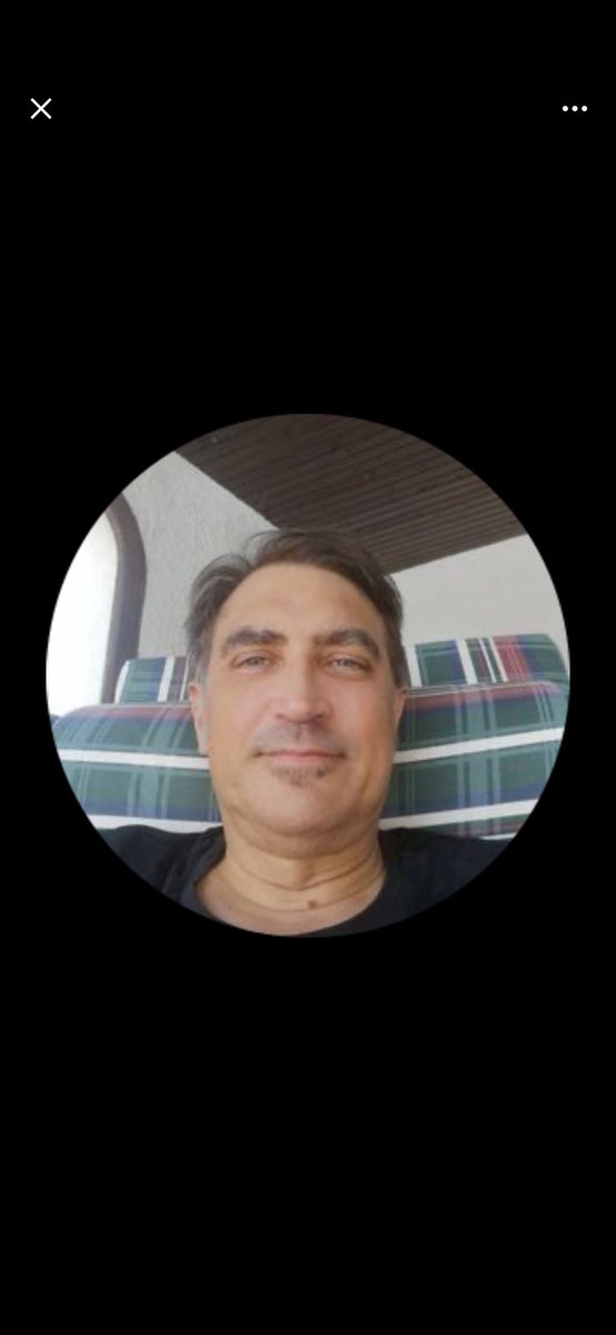 RORO77ks's tweet photo. @DanielGONZ34935 @PsyGuy007 Avec ta tronche de merde qui va te prendre au sérieux🤣🤣🤣 https://t.co/tGfGkORTkr