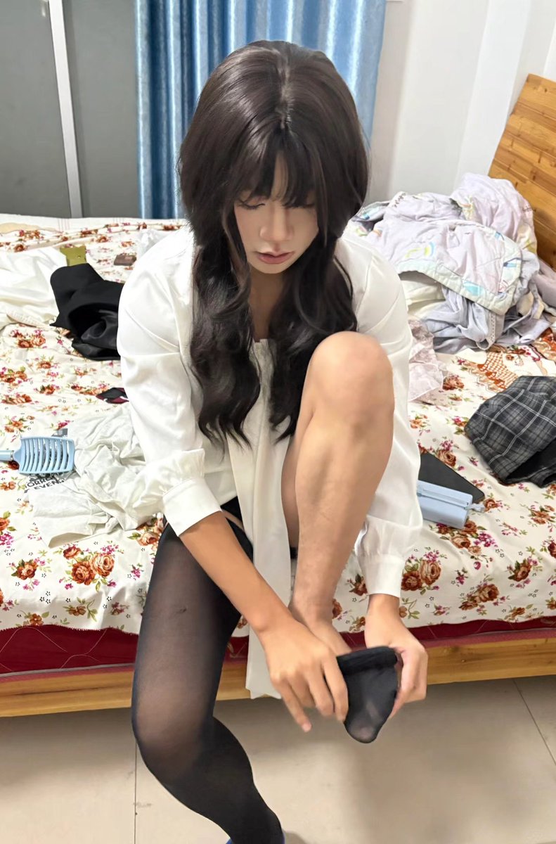 云霓 tweet media