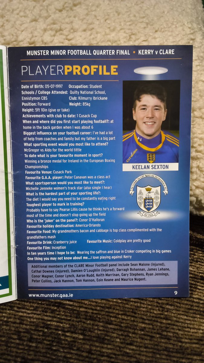 seamusmcquaid's tweet photo. 2015 Munster GAA football Q-final Programme @Kerry_Official v @GaaClare . #allthingsgaacollection #ClareGAA #kerrygaa #clarefootball @keelansexton https://t.co/9Dh5lxVUB5