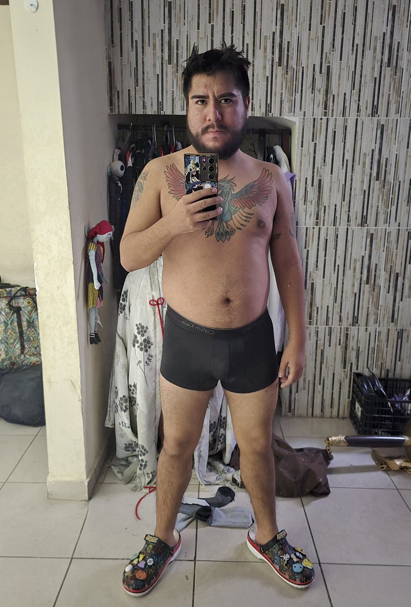 vladinabal's tweet photo. Viernes 🥵 https://t.co/X7S9PIyqK6