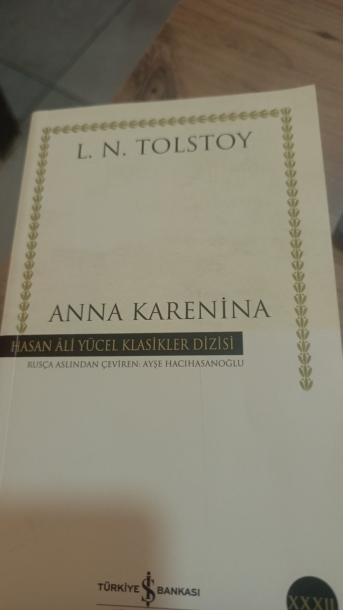 İnsanlardan uzaklaşmanın tek yolu kitapladır.
