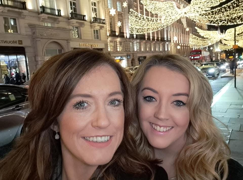 Emmalomas86's tweet photo. Happy Birthday to the best sister🥰 https://t.co/H2b8VUDntQ