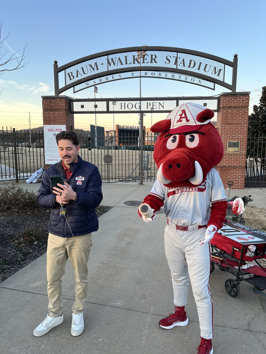 Ribby 🐗⚾️ tweet media