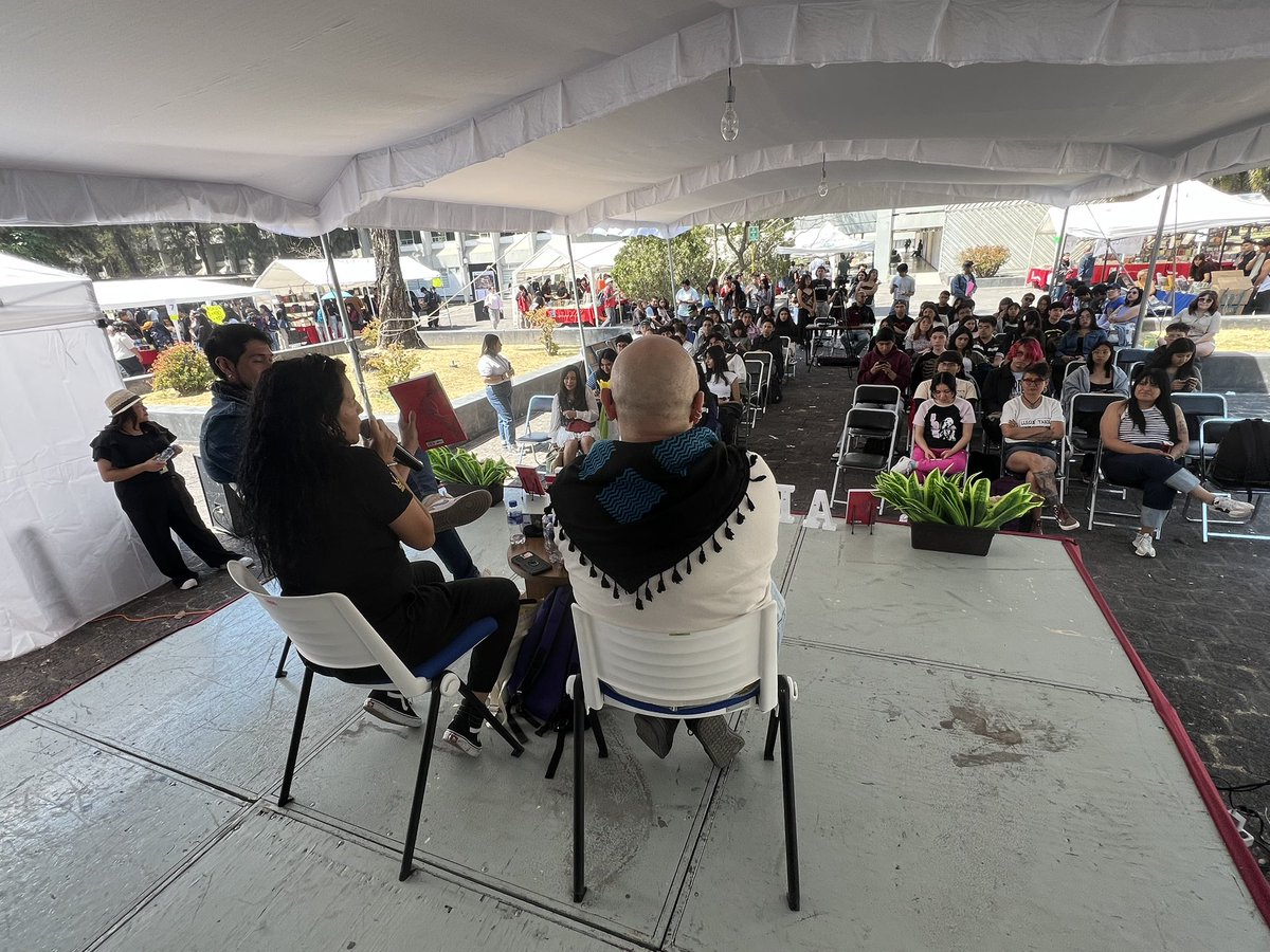 Para Leer en Libertad tweet media