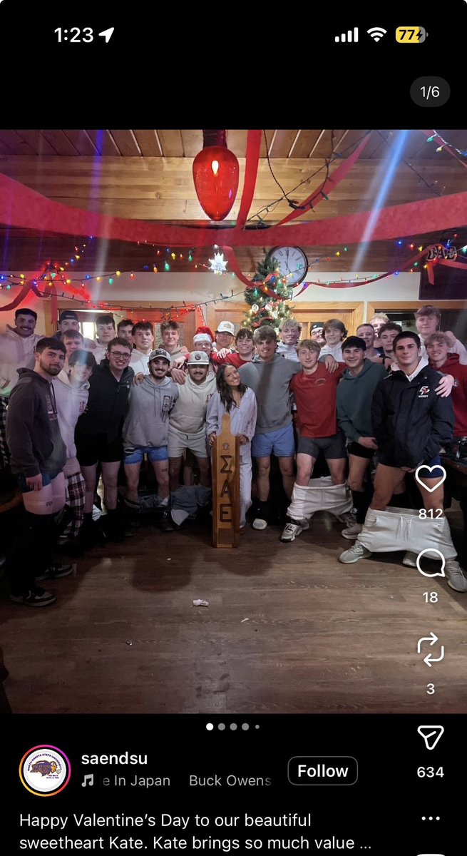 chadfinglebutt's tweet photo. some poor dad is paying 40k tuition for his daughter to be posted up with 50 dudes with their pants off #celibate #gayson https://t.co/7T7cTGgRIL