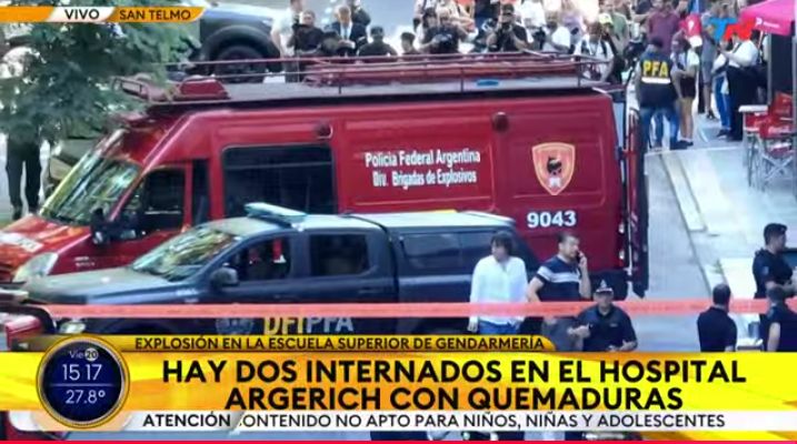 Te cortan medio congreso para reprimir a un grupo de jubilados y les ponen una bomba en un edificio de gendarmería, son de manual.
Esta es la seguridad que tenemos , compren avioncitos, barquitos, que si nos quieren hacer desaparecer del mapa somos muy fáciles