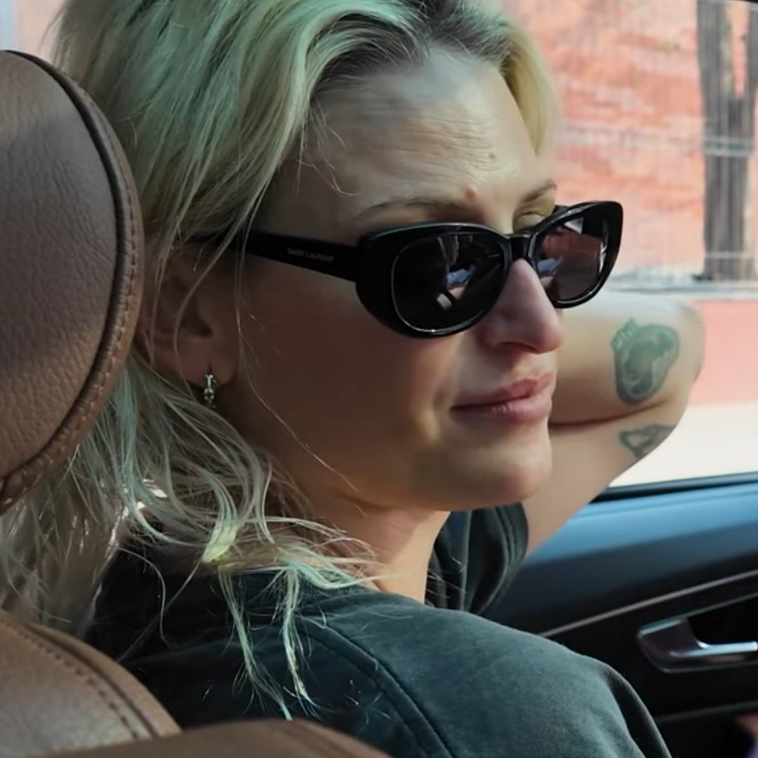 vivienne ⚢ tweet media