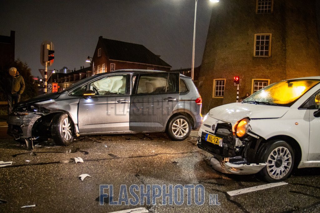 Flinke schade bij ongeval in Vlaardingen