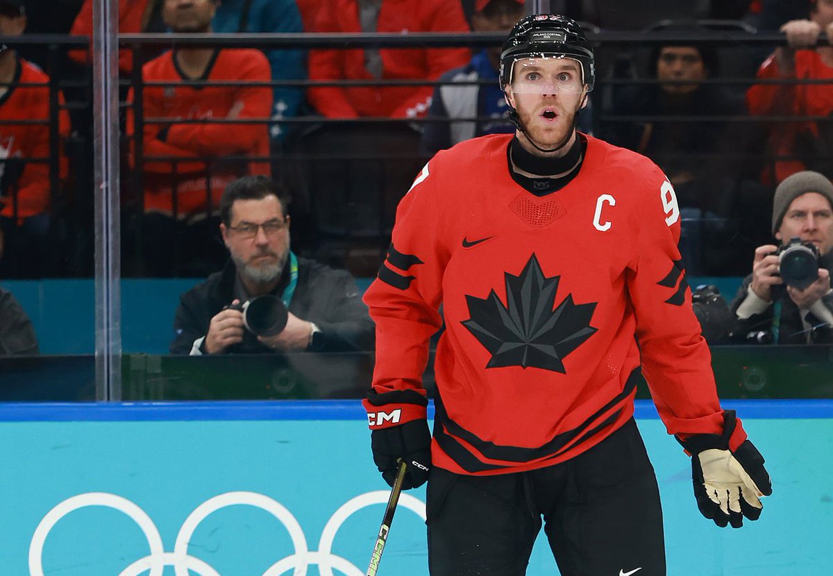 PuckEmpire tweet media