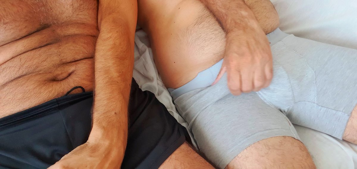 hairycaba's tweet photo. Breake-ando la tarde con @FedeCum 
Mucho derrame de 💦💦💦 https://t.co/xpjXIGrXZh