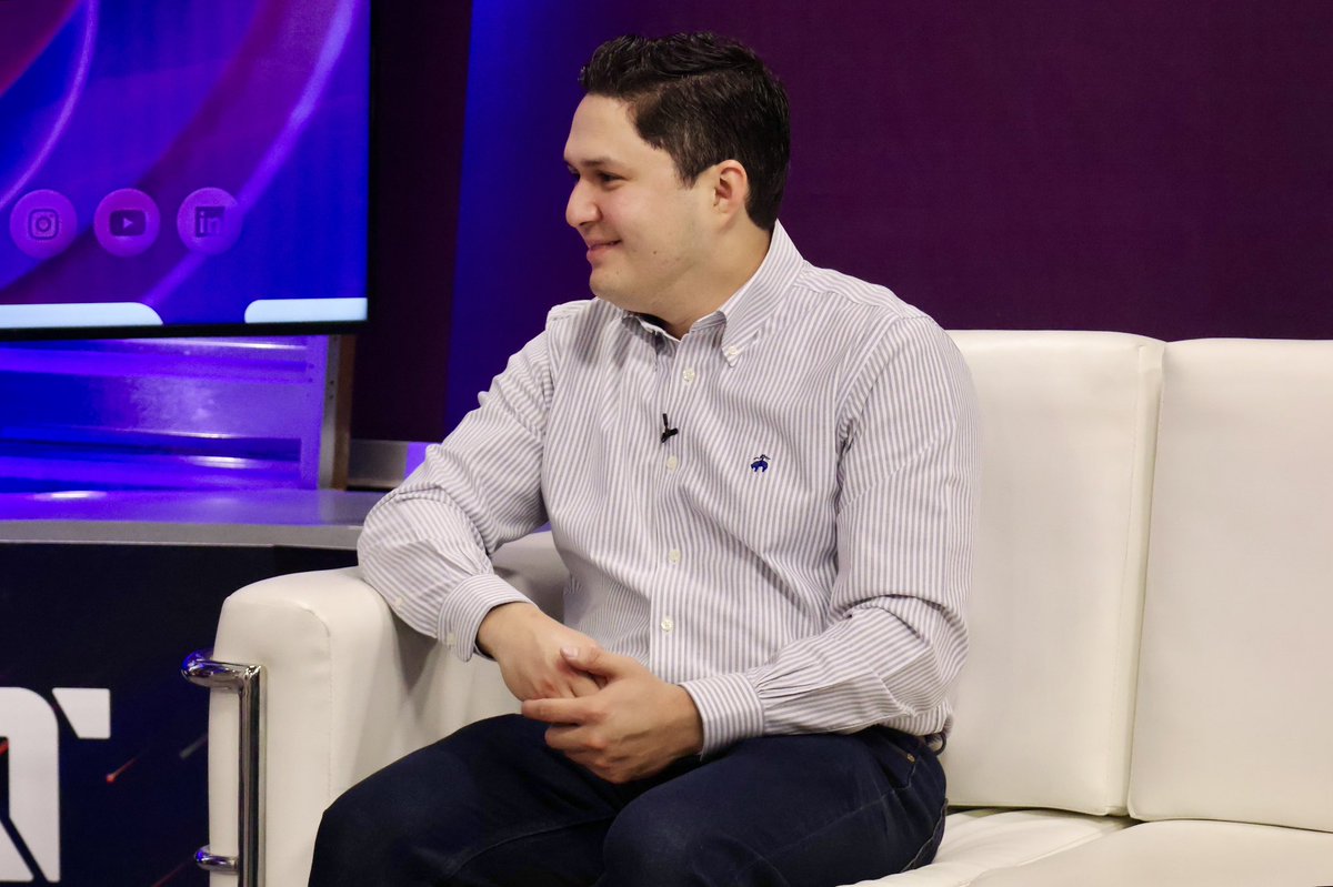 Gracias al equipo de <a href="/TMXDigital/">Telemax Sonora</a> y a Lía Sandoval por el espacio de esta mañana. 📺

Hablamos de las Asambleas Informativas y de la convocatoria de la Beca Sonora de Oportunidades que impulsa nuestro gobernador <a href="/AlfonsoDurazo/">Alfonso Durazo</a> para que más jóvenes sigan estudiando.

Seguimos desde