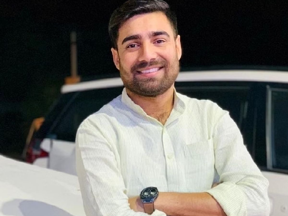 NSUI के राष्ट्रीय अध्यक्ष बनने पर हार्दिक शुभकामनाएं 💐 ❤
संघर्ष ही सफलता का मूल मंत्र है  
<a href="/VinodJakharIN/">VINOD JAKHAR</a>