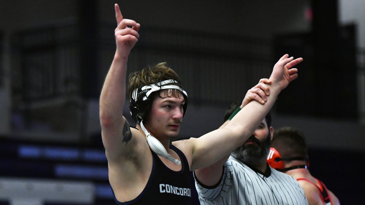 🤼‍♂️ | <a href="/CUNEwrestling/">Concordia Wrestling</a> RECAP: Nine Bulldogs make push to semifinals; team sits second after GPAC day 1 - cune.edu/athletics/team…

Session II is scheduled to begin at 10 am CT on Saturday.