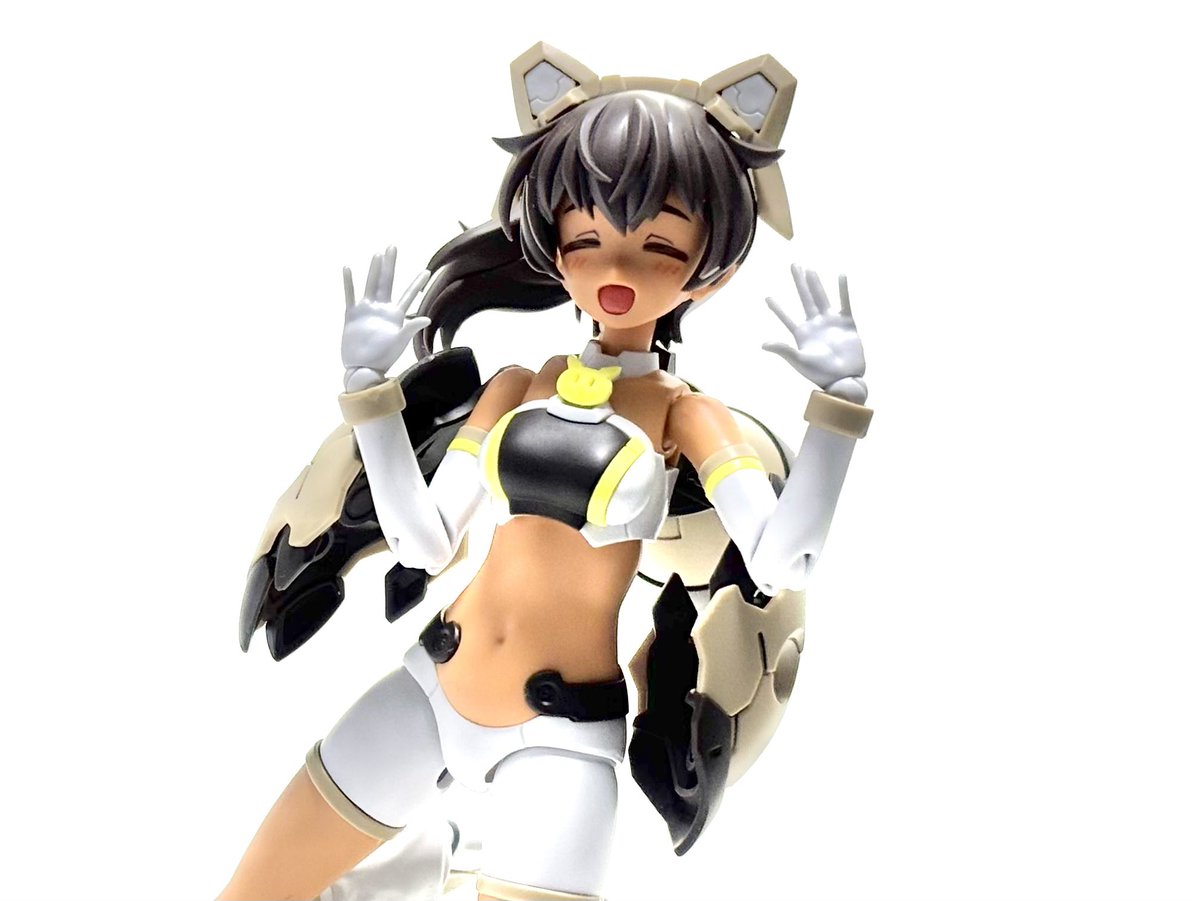 おはようございます！ 本日は「ルルチェ（リリーウエア）」です