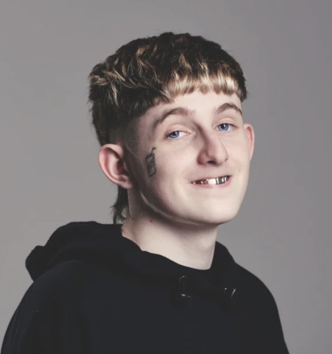 En qué momento nos fuimos tan a la mierda ????
Por el amor de Dios !!!
Cuando ?????
Lpm