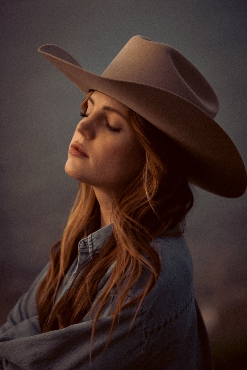 SydneyQuiseng's tweet photo. That’s My Baby! My new EP! OUT NOW 🤎🌼🌾🫶🏻

Listen here: https://t.co/OyXtKefHM0 https://t.co/pQ87Fq2RYv
