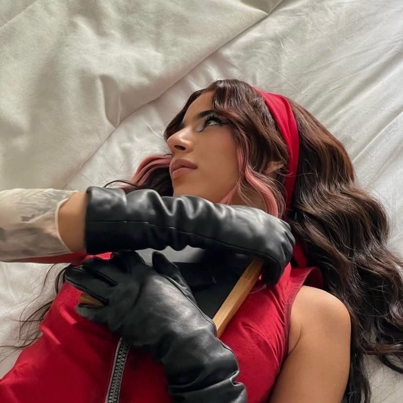 pearlparaensee's tweet photo. DO NADAAAA a Marina Sena de Sakura, mds que mulher linda https://t.co/m9iQ1iMBqm