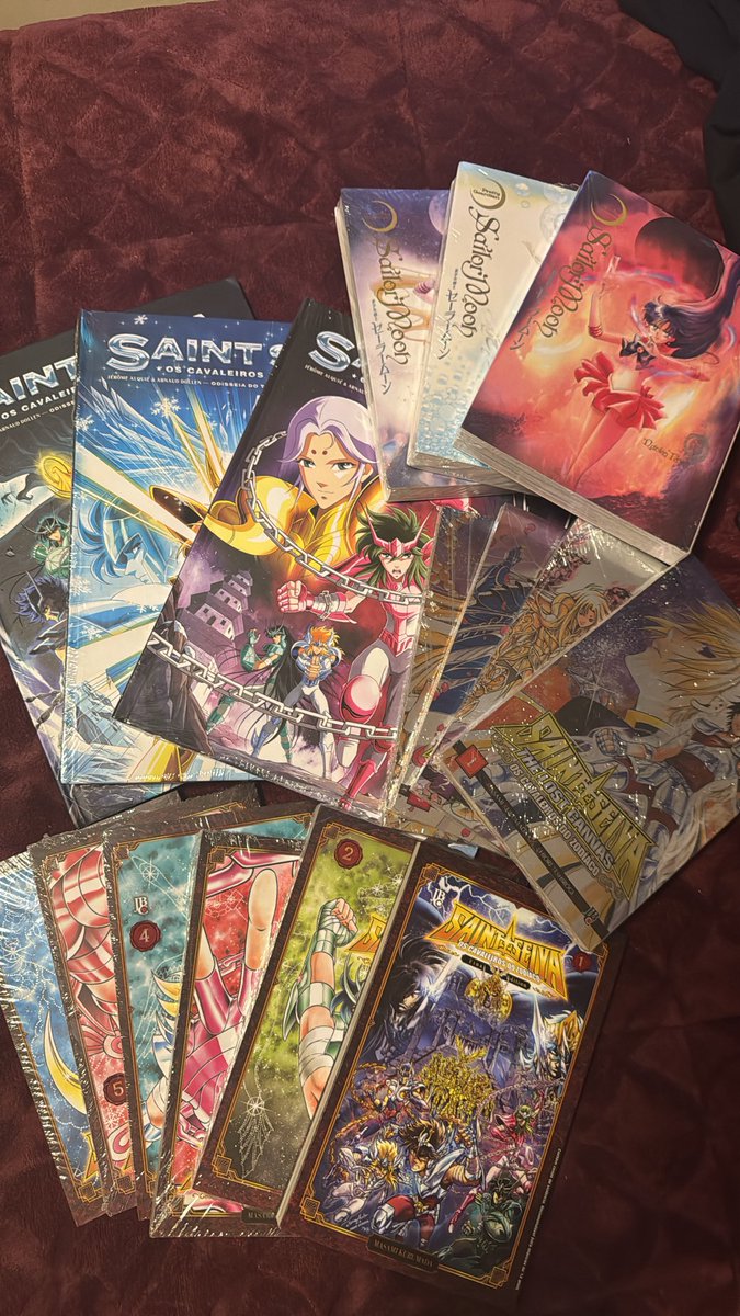 Já já vou precisar de outra prateleira. 🫠📖