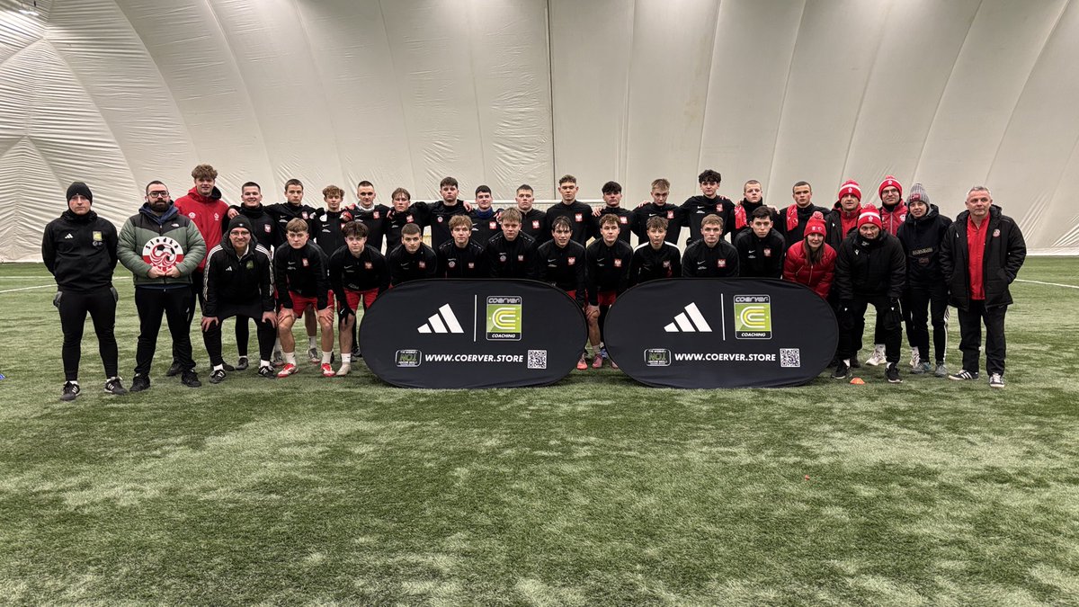 OdkaPolska's tweet photo. Sweet Power Camp 2026 – dzień 2 🧠🔥
7:45–21:30.
Praca. Dyscyplina. Kontrola.
Bo tu trenuje się podwójnie – na boisku i poza nim.
Mega intensywność i uznanie trenerów 💪⚽
#SweetPowerCamp #CT1 #sweetpoland https://t.co/rNJUReakJg