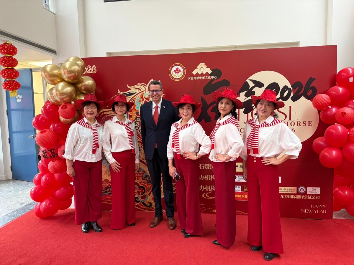 kareemformayor's tweet image. Thank you to all my friends at the Chinese Cultural Centre of Greater Vancouver in Chinatown for inviting me to join your Lunar New Year celebration. The food and performances were incredible.