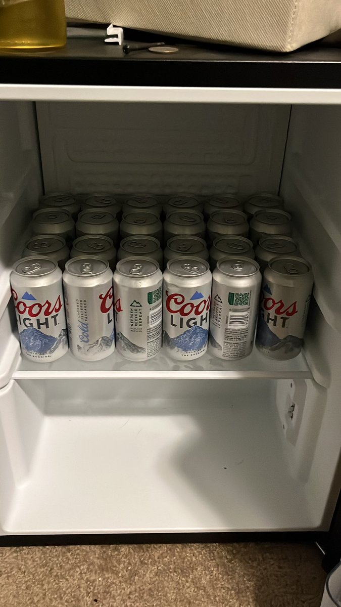 punished_o's tweet photo. Friday night. https://t.co/y8ilPWK4qc