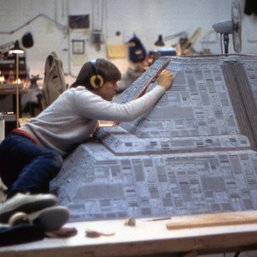 Gibboanxious's tweet photo. Before CGI. Behind the scenes of Blade Runner (1982). https://t.co/jVWBMZ7GQp