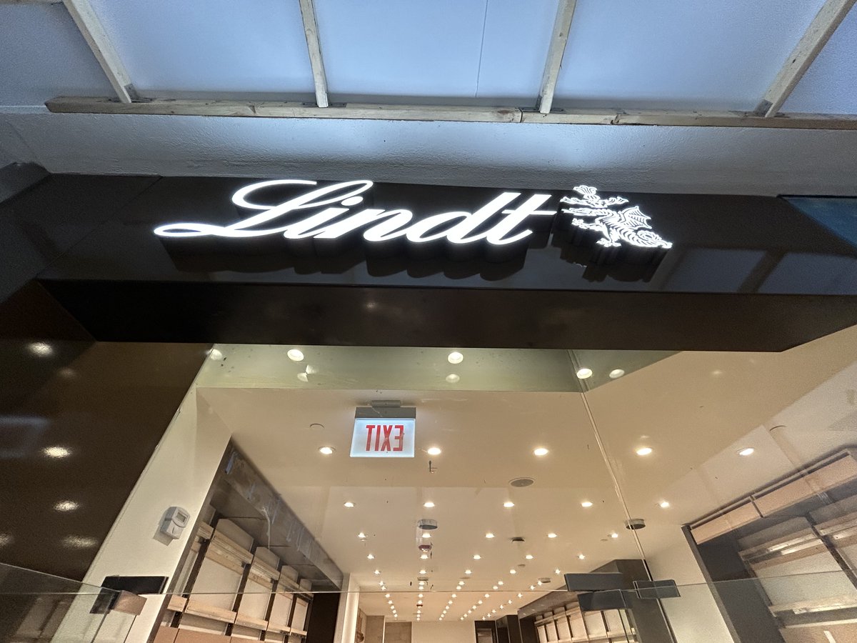 Omega Sign Chicago tweet media