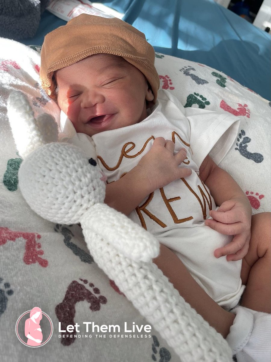 When “Clara” called our hotline, she was at a breaking point. She was struggling with pregnancy complications that led to the loss of her job, leaving her unable to pay her bills. Though she had been in a stable, long-term relationship, her partner made it clear he would not be