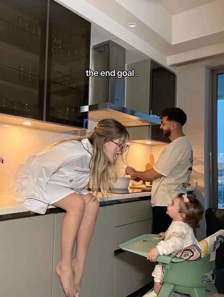 YOU & I (@soylesevilmekk) on Twitter photo 