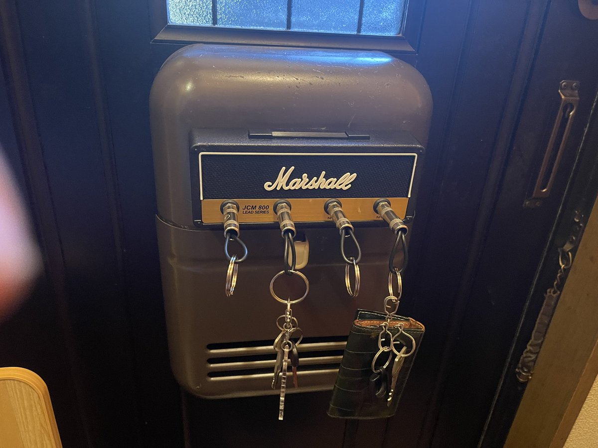 Chigo23's tweet image. おはようございます。
昨日届いたキーケース、つけてみました。
#Marshall 
＃キーケース
＃Keycase