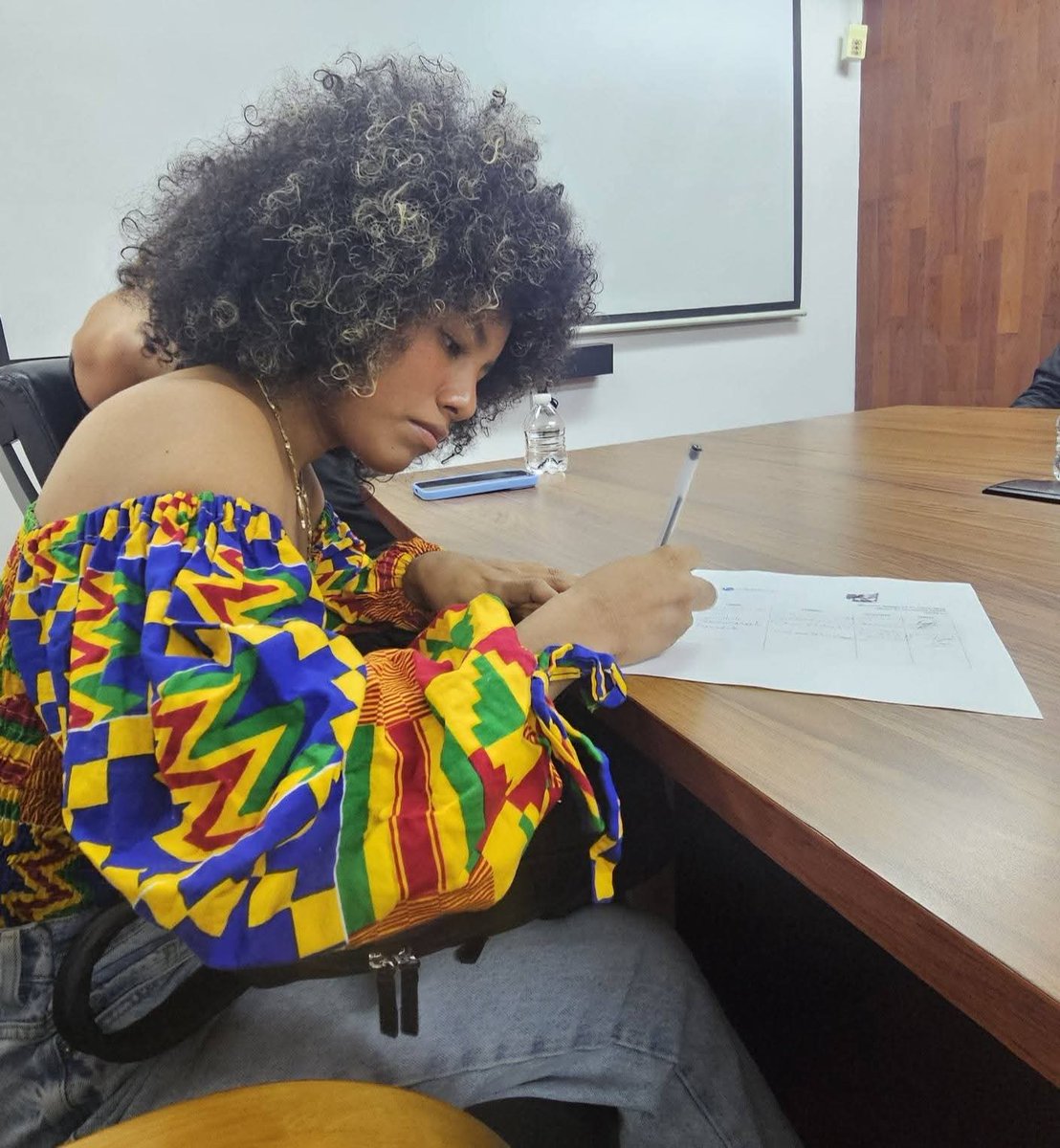 afrocaracolas's tweet photo. 🐚Las afrocaracolas asistimos a la reunión con Comisión Nacional de Acuacultura y Pesca (#CONAPESCA) junto con la senadora afromexicana Beatriz Mojica, con el fin de abordar las problemáticas que nos enfrentamos las mujeres afromexicanas a raíz de la crisis ambiental. https://t.co/VZOkMUytCW