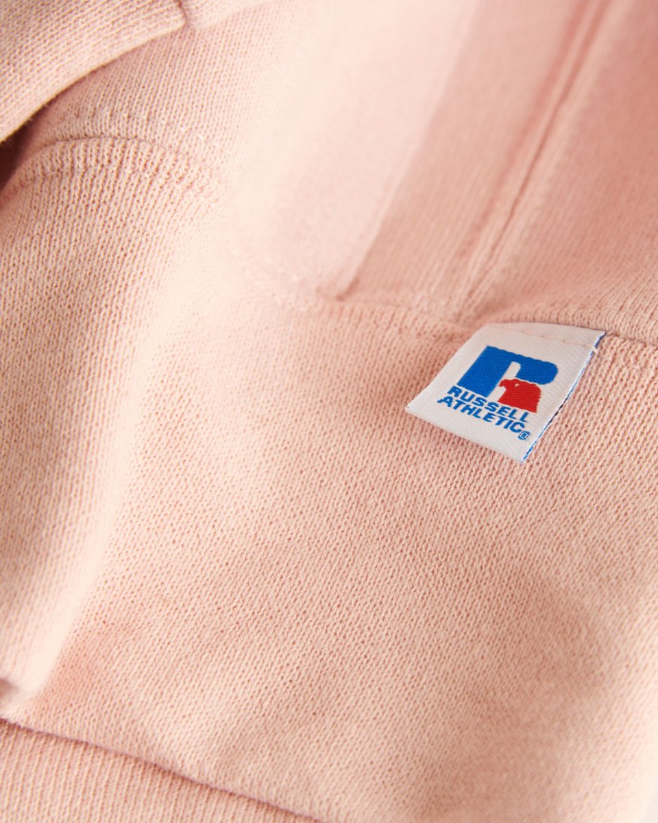 RussellB2B's tweet photo. Our fleece is best understood hands-on.
Feel the softness, see the construction, and experience the difference. https://t.co/2M6RFdgenc