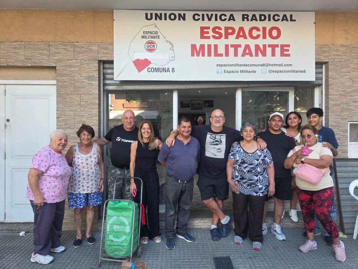 Viernes a la tarde en la comuna mas Peronista de la Ciudad de Buenos Aires,  asi esta nuestro comite , somos <a href="/espaciomilita/">Espacio Militante</a>