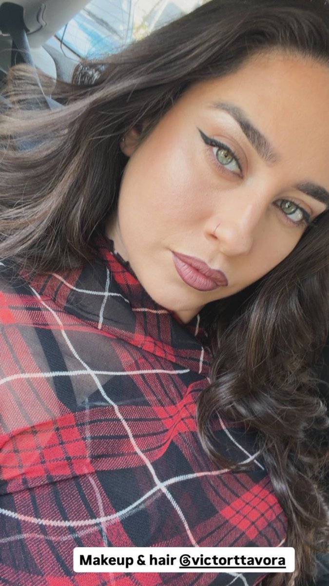 EU SABIA QUE ESSA PRODUÇÃO TODA NAO ERA ATOAAA TEREMOS LAUREN JAUREGUI SERVINDO BELEZA E VLOG NO SHOW DO BAD BUNNY