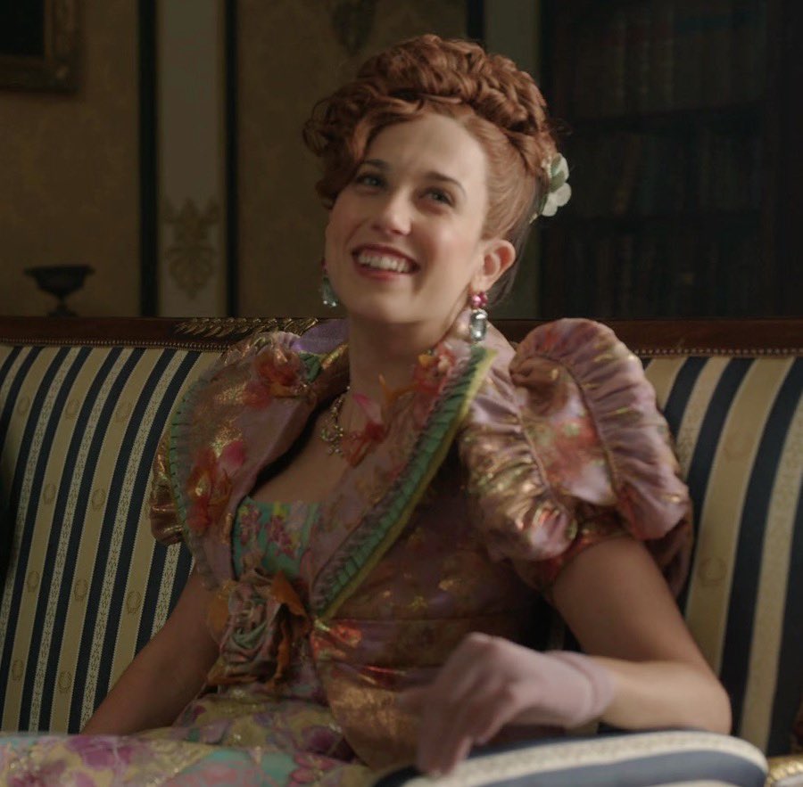 featheringtonss's tweet image. philomena’s parents in s4