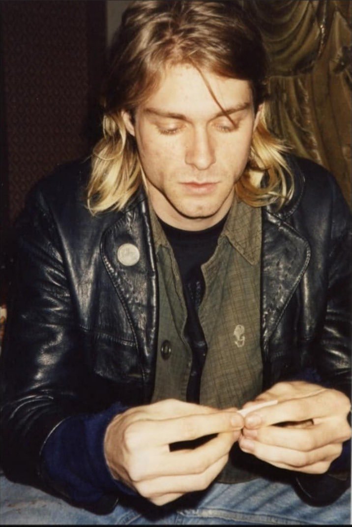 HiddenPosters® tweet media