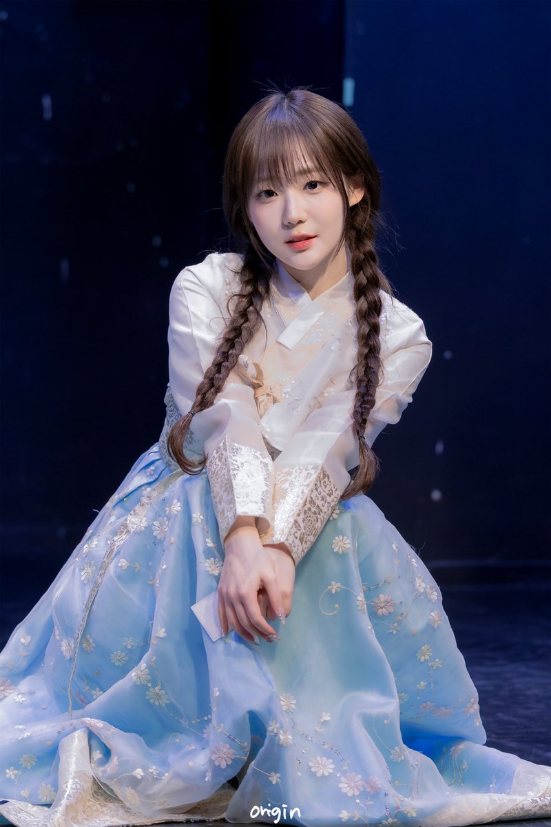 Or1gin030806's tweet image. 260220 HQ

#tripleS #트리플에스 #윤서연