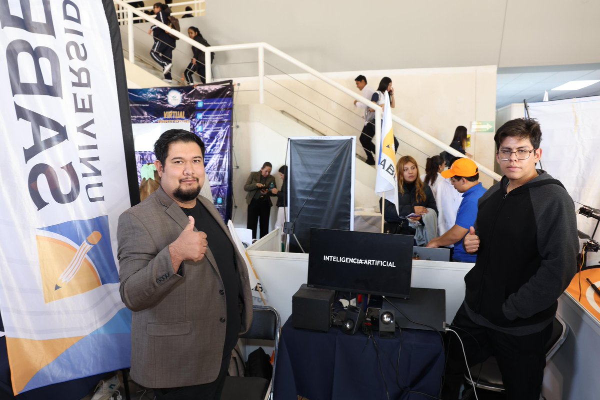 Las y los estudiantes del Sistema Avanzado de Bachillerato y Educación Superior (SABES) participaron activamente en CercanIA 2026, iniciativa del Instituto de Innovación, Ciencia y Emprendimiento para la Competitividad, sumándose a conferencias, paneles, talleres y microtalleres