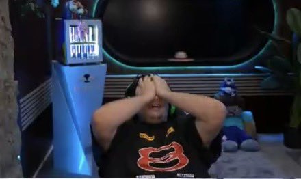 ExoticDoggo tweet media