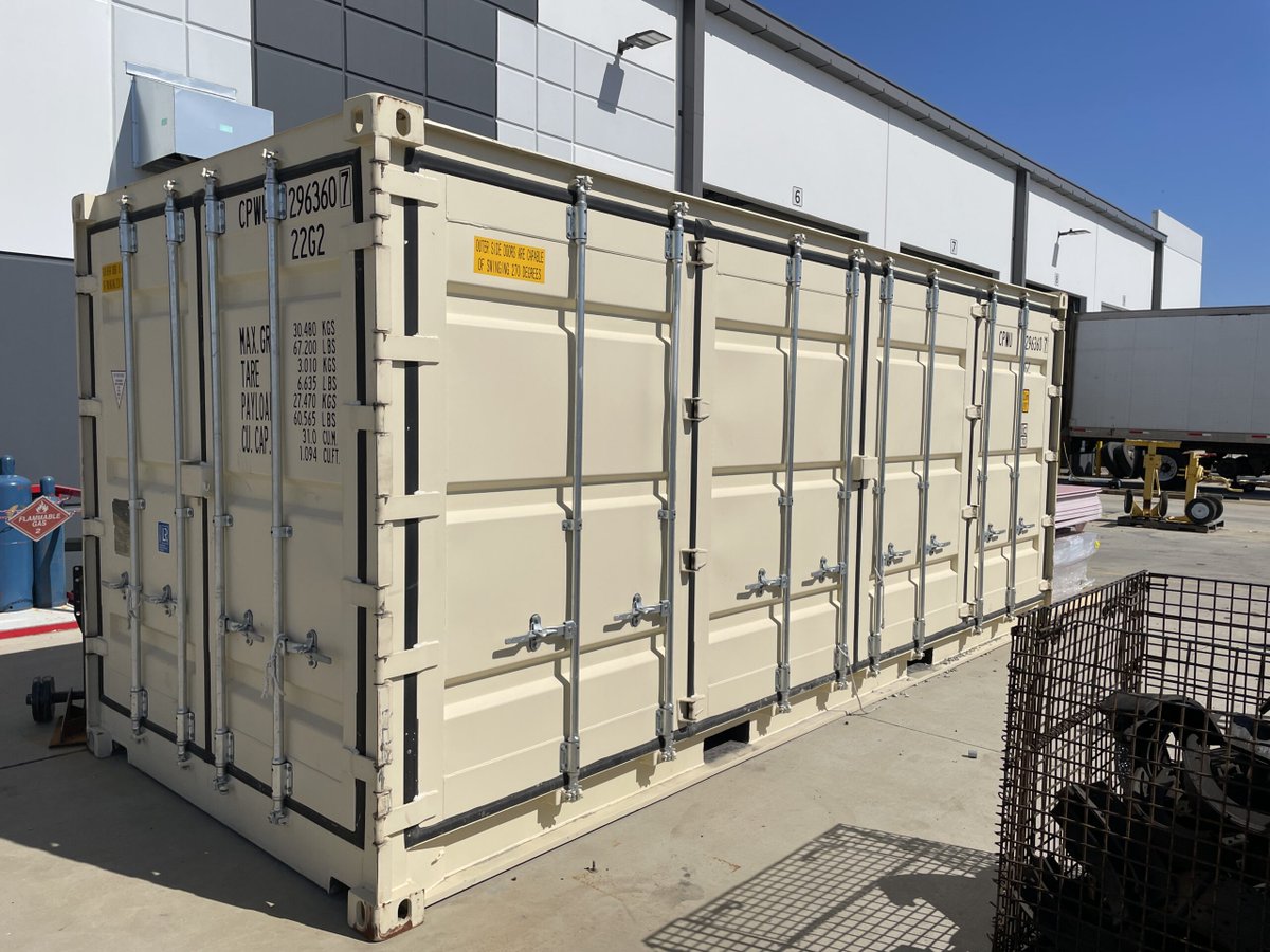 River_Roadie's tweet photo. 🚚 Reliable Containers... Exceptional Service.😎 https://t.co/mJSrlBrlqu #containersales #containerhomes #containerrental #storagecontainer #officecontainer #containerupfitting https://t.co/f9RRnpDBLo