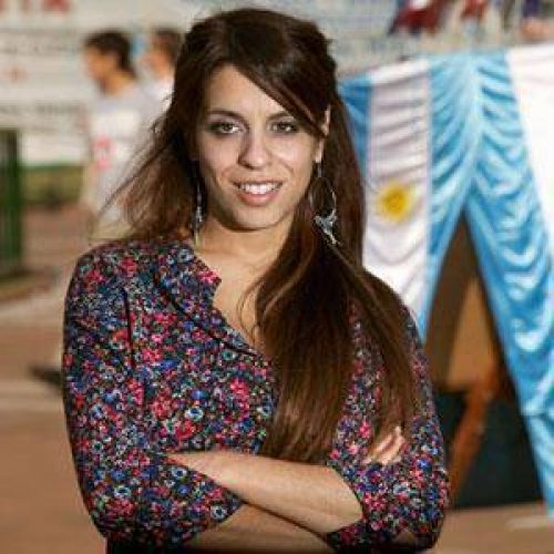 Los paladines que defienden a los trabajadores tenían a una diputada qué negreaba a una empleada doméstica, no le daba vacaciones y la extorsionaba, no los vi muy indignados con el asunto a los peronistas.