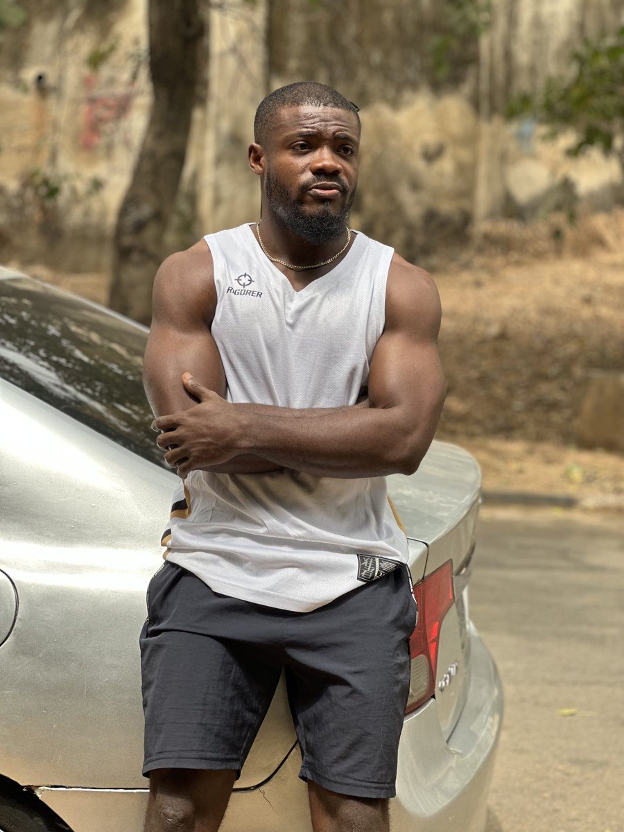 justkaren____'s tweet image. RT @_Somtochi: I took pictures after gym today 😌