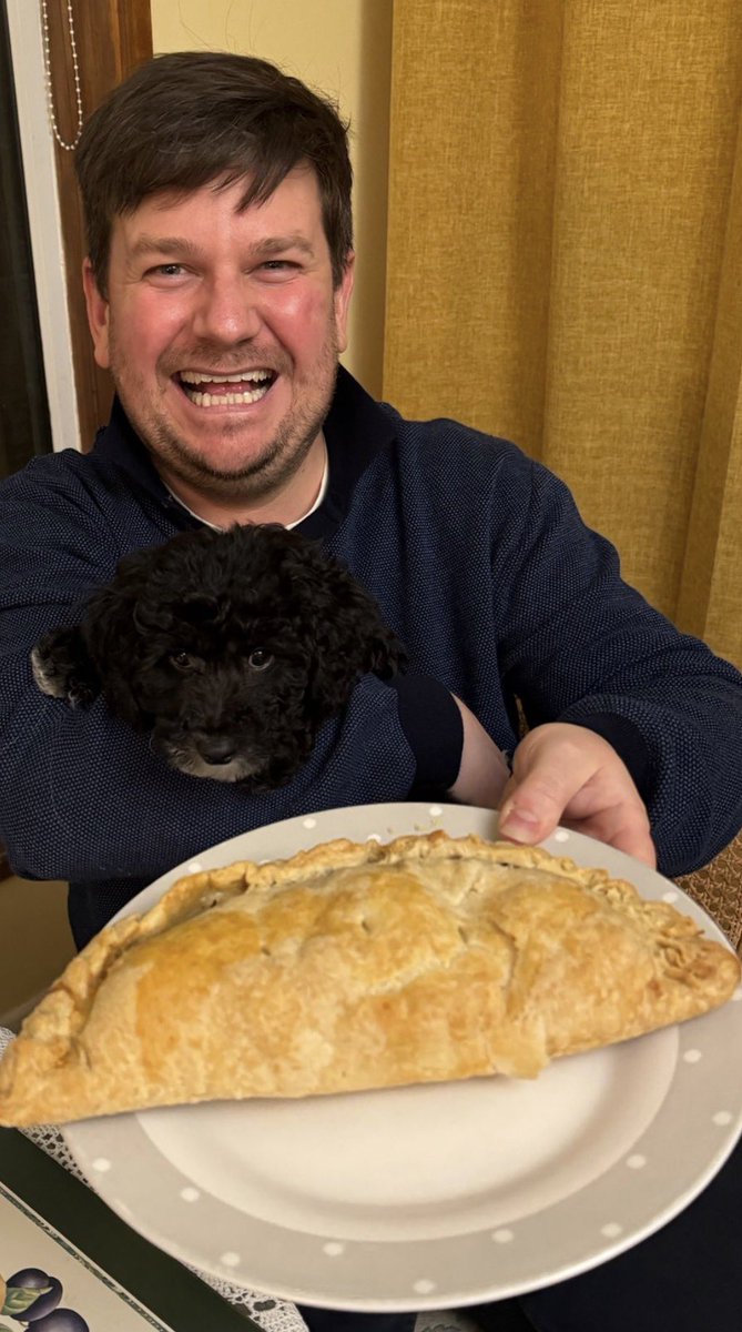 James Dundon 〓〓🥟 📻 tweet media