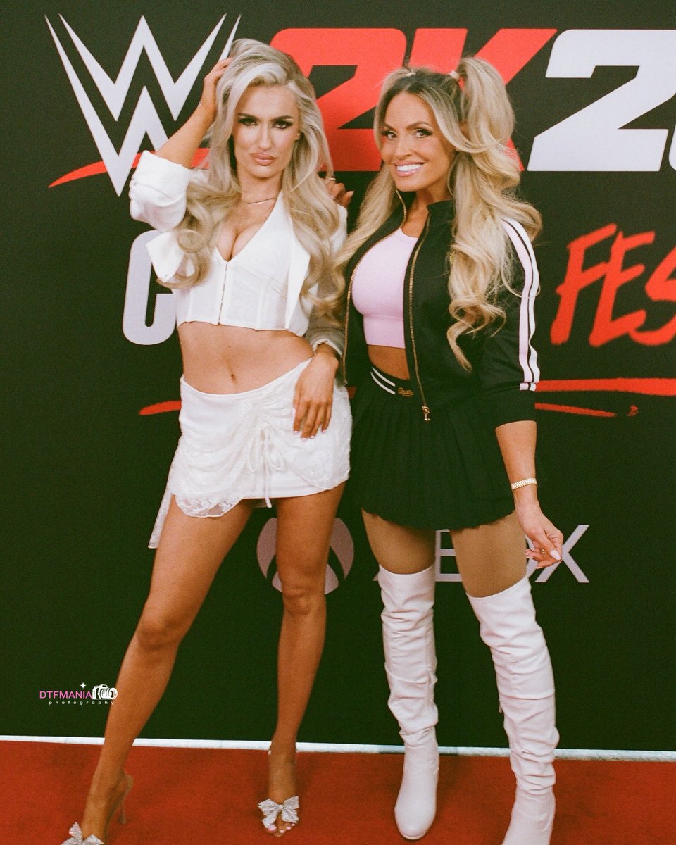 Danielle (@dtfmania) on Twitter photo 