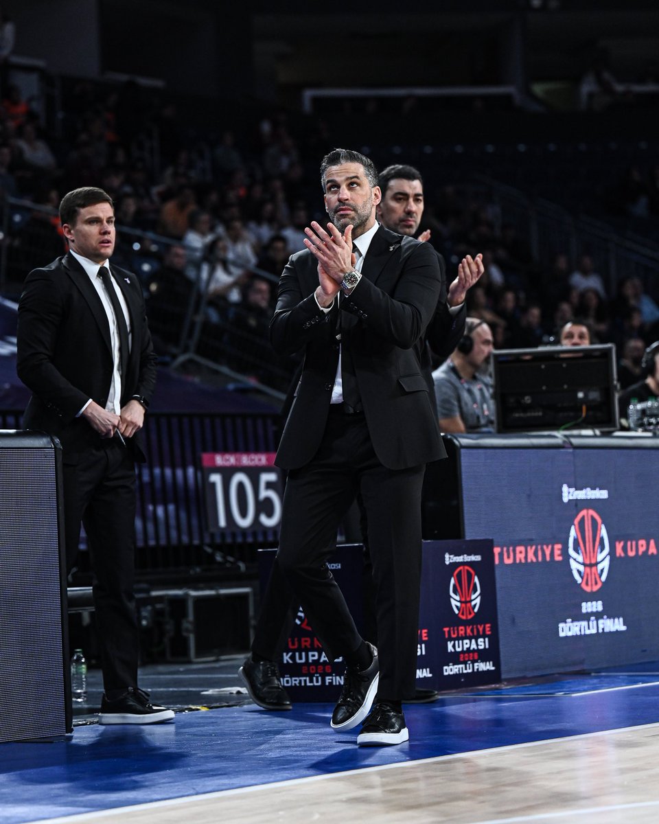 euroleague_time's tweet photo. Dusan Alimpijevic ile Sarunas Jasikevicius, Türkiye'de üst üste 4. kez finalde karşılaşacaklar 👀

✅ 2025 Türkiye Kupası
✅ 2025 Türkiye Ligi
✅ 2025 Cumhurbaşkanlığı Kupası
⏳ 2026 Türkiye Kupası

Oynanan 3 finalin 3'ünü de Sarunas Jasikevicius kazandı. https://t.co/w2WRkTKGG7