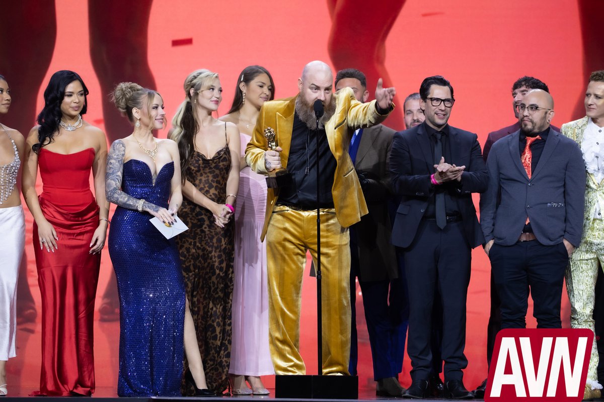 AVN Awards tweet media