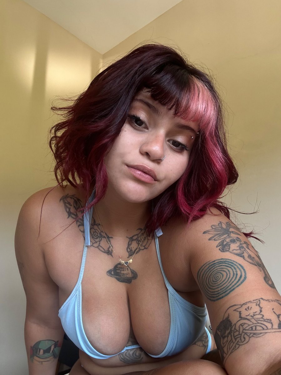 pidgeoutme's tweet photo. sexta feira cabelo bonito e praia https://t.co/82WrCAIpPj