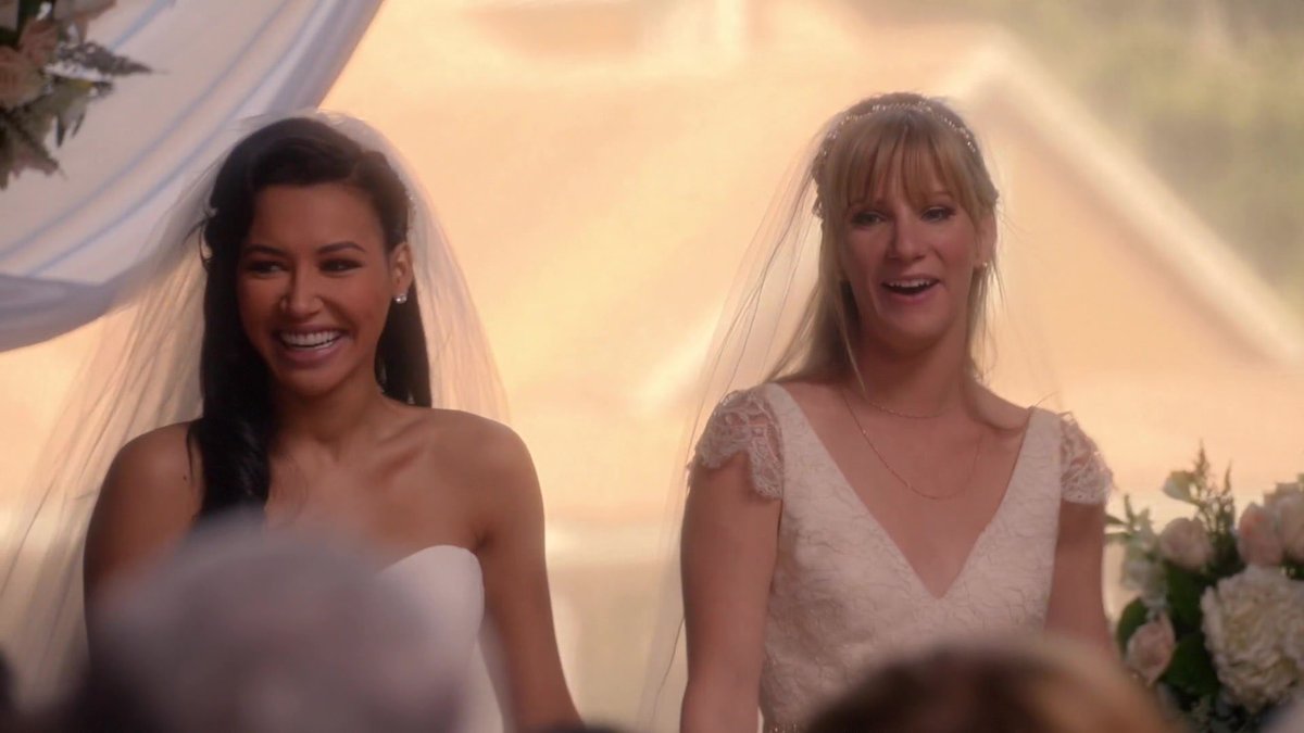 On this day in 2015: Santana Lopez (#NayaRivera) and Brittany S. Pierce (<a href="/HeatherMorrisTV/">heather</a>) married in #Glee episode 6x08, “A Wedding”.