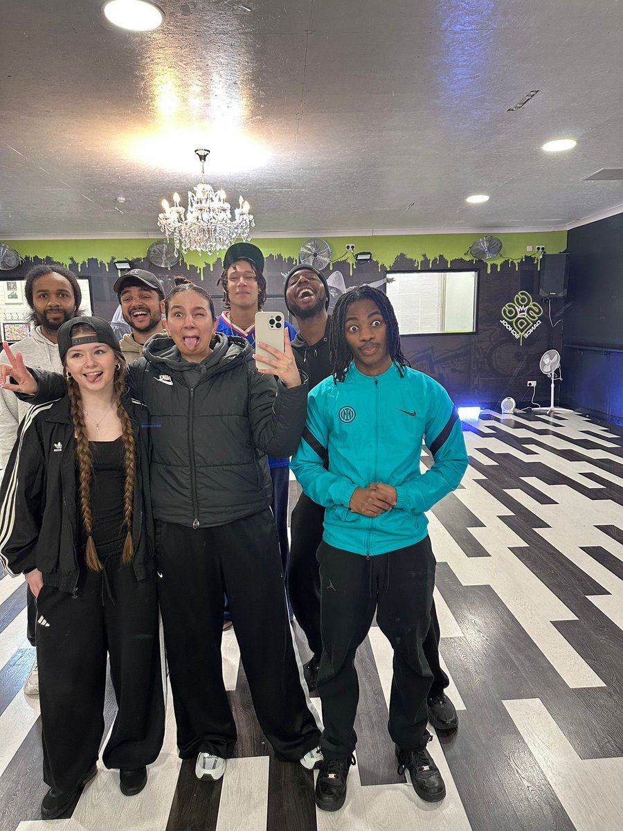 KINGS AWARD WINNING URBAN YOUTH CHARITY tweet media