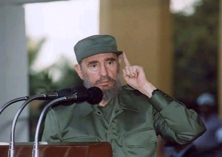 #FidelPorSiempre   ¡Jamás traicionaremos la sangre derramada! ¡Este país seguirá adelante, seguirá siendo cada vez más revolucionario y alcanzará alturas infinitas de honor, de patriotismo y de gloria!”.
#100AñosConFidel 
#CubaEstáFirme
#ANAPCuba